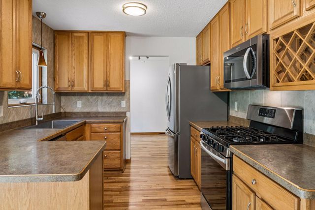 2841 Riviera Drive N, White Bear Lake, MN 55110