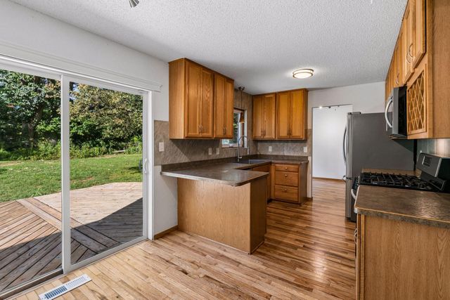 2841 Riviera Drive N, White Bear Lake, MN 55110