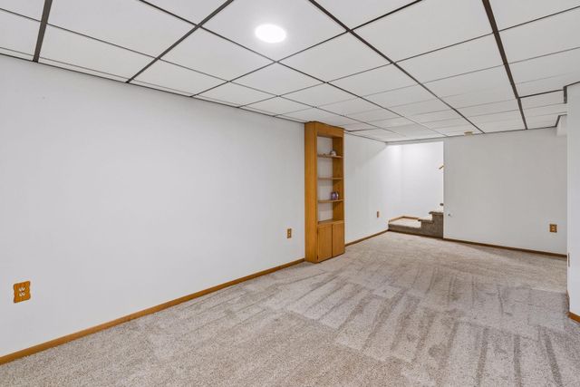 2841 Riviera Drive N, White Bear Lake, MN 55110