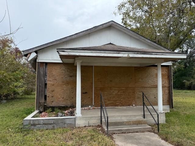 1005 N Jones St, Baytown, TX 77520