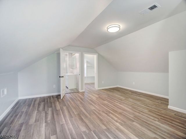 4 Emmans Rd, Roxbury Twp., NJ 07852