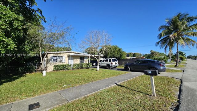 155 NW 30th Terrace, Fort Lauderdale, FL 33311