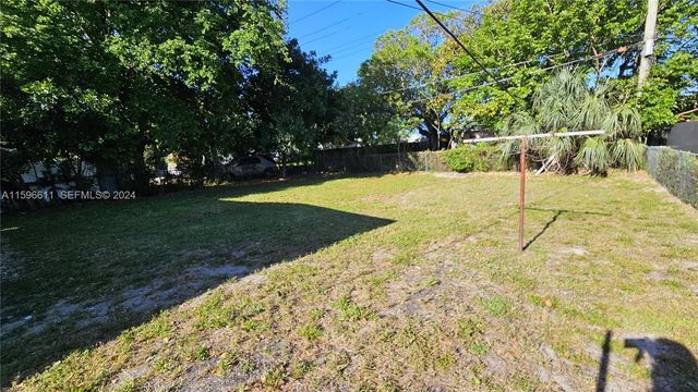 155 NW 30th Terrace, Fort Lauderdale, FL 33311