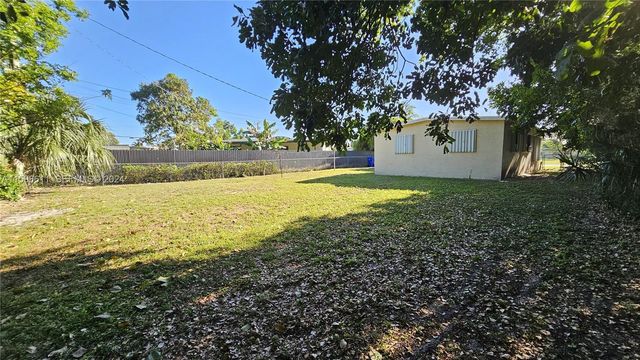155 NW 30th Terrace, Fort Lauderdale, FL 33311