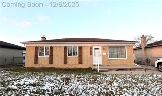 20311 Garden Court, Roseville, MI 48066