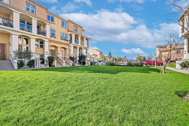 38946 Water Lily Place, Newark, CA 94560