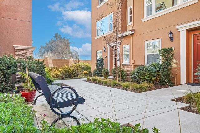 38946 Water Lily Place, Newark, CA 94560