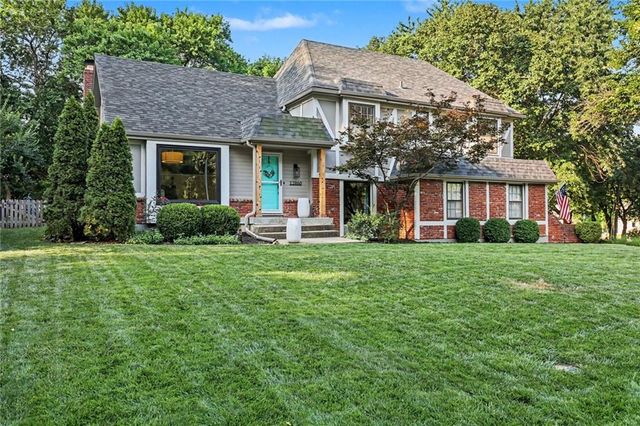 12860 Sagamore Road, Leawood, KS 66209
