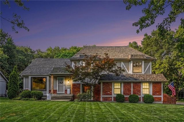 12860 Sagamore Road, Leawood, KS 66209