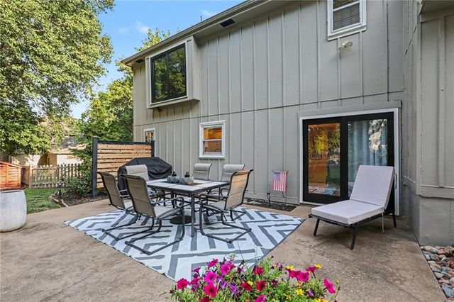 12860 Sagamore Road, Leawood, KS 66209