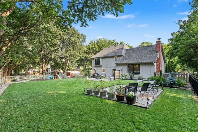 12860 Sagamore Road, Leawood, KS 66209