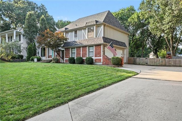 12860 Sagamore Road, Leawood, KS 66209