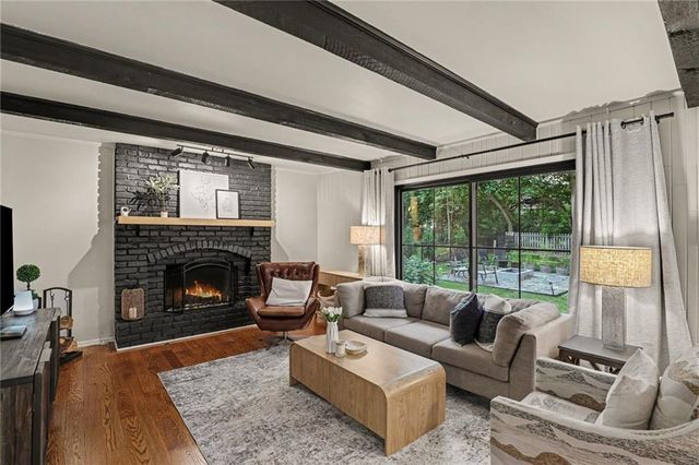 12860 Sagamore Road, Leawood, KS 66209