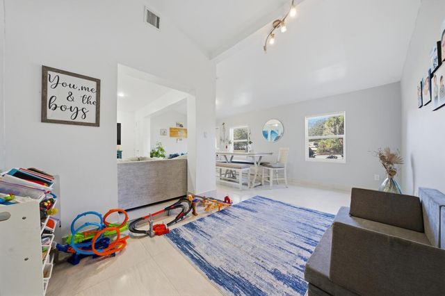 1308 SW 17th Avenue, Fort Lauderdale, FL 33312