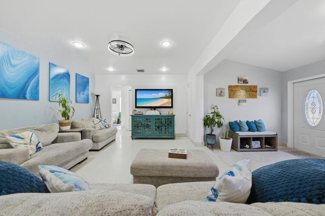 1308 SW 17th Avenue, Fort Lauderdale, FL 33312