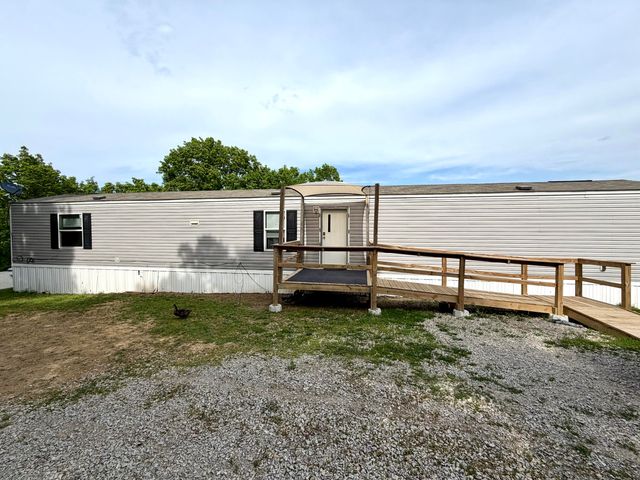 1050 Burgin Road, Lawrenceburg, KY 40342