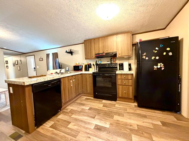 1050 Burgin Road, Lawrenceburg, KY 40342