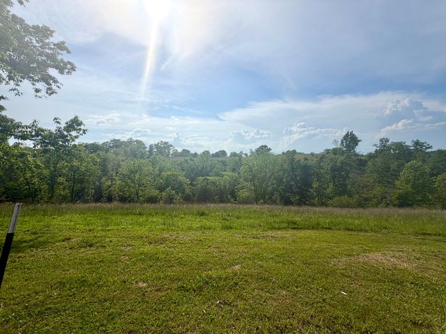 1050 Burgin Road, Lawrenceburg, KY 40342