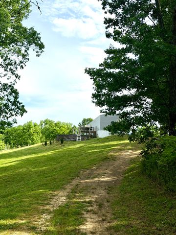 1050 Burgin Road, Lawrenceburg, KY 40342