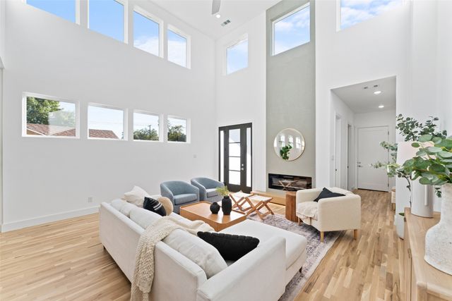 2315 S Vernon Avenue, Dallas, TX 75224