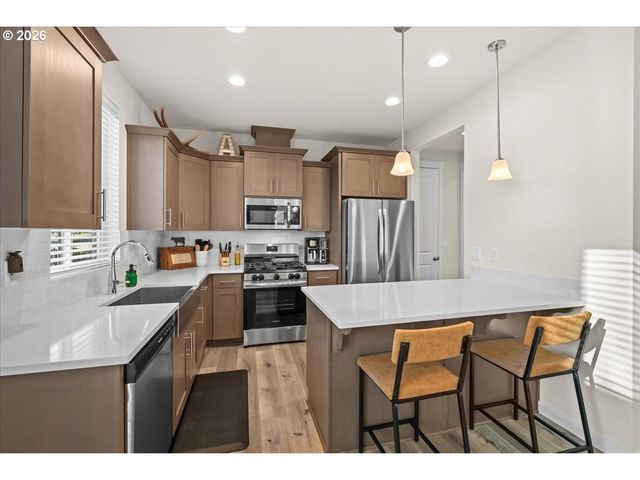 1857 N MILLICAN CREEK St, Lafayette, OR 97127