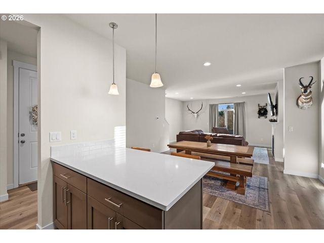 1857 N MILLICAN CREEK St, Lafayette, OR 97127