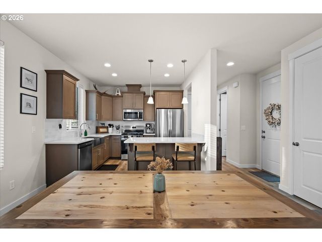 1857 N MILLICAN CREEK St, Lafayette, OR 97127