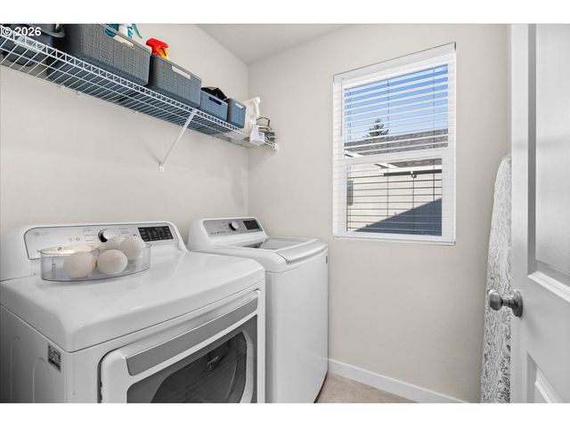 1857 N MILLICAN CREEK St, Lafayette, OR 97127