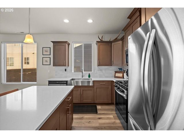 1857 N MILLICAN CREEK St, Lafayette, OR 97127