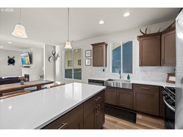 1857 N MILLICAN CREEK St, Lafayette, OR 97127