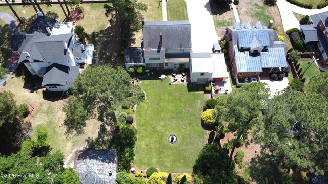 206 W James Street, Mount Olive, NC 28365