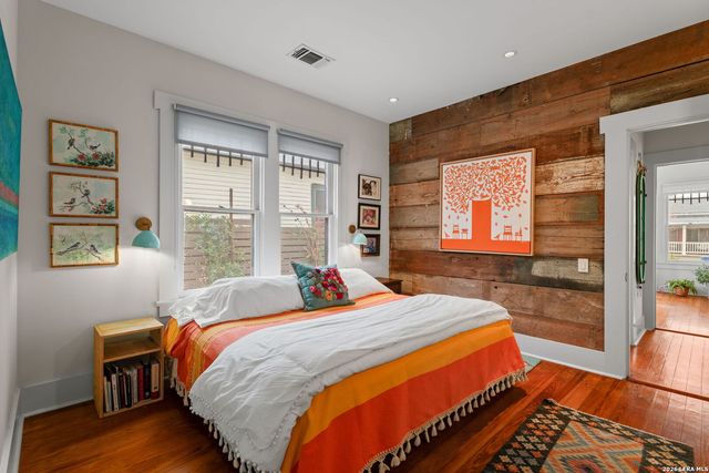 606 E Guenther, San Antonio, TX 78210