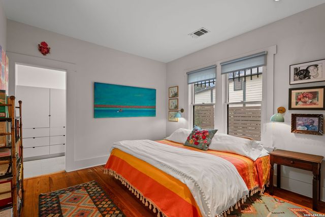 606 E Guenther, San Antonio, TX 78210