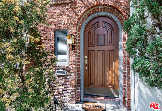 531 N June Street, Los Angeles, CA 90004