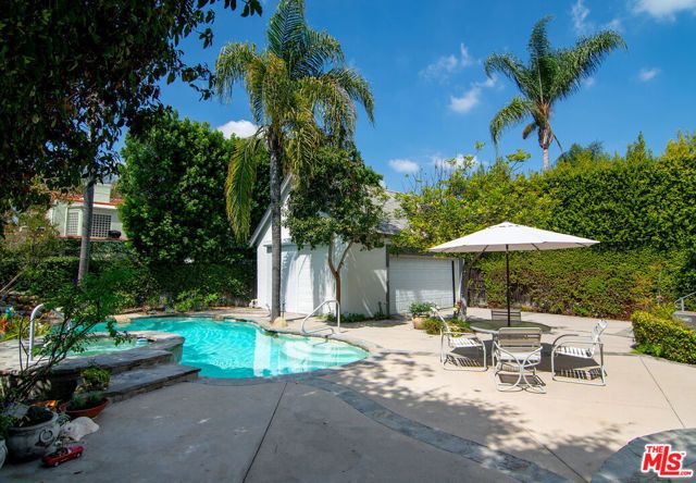 531 N June Street, Los Angeles, CA 90004