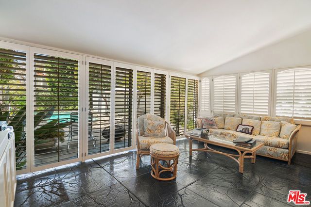 531 N June Street, Los Angeles, CA 90004