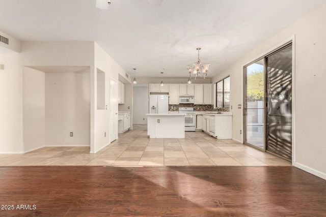 17887 N 81ST Way, Scottsdale, AZ 85255