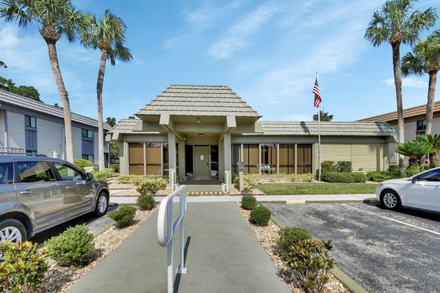 600 N BOUNDARY AVENUE 114-C, Deland, FL 32720