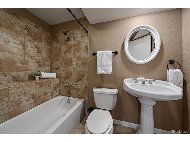 6313 Umber Cir, Arvada, CO 80403