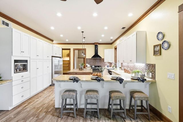 1487 Smith Rd, Yuba City, CA 95993