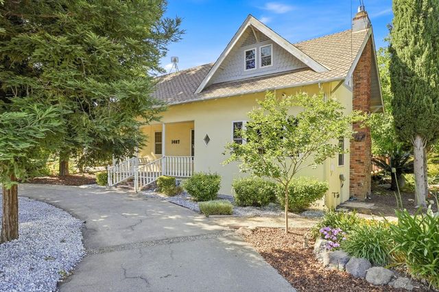 1487 Smith Rd, Yuba City, CA 95993
