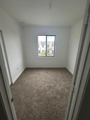 20623 NE 7th Place, North Miami Beach, FL 33179