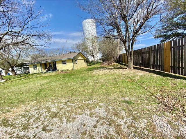 603 E Chickasaw Street, Marietta, OK 73448