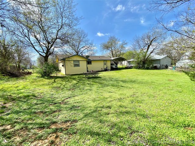 603 E Chickasaw Street, Marietta, OK 73448