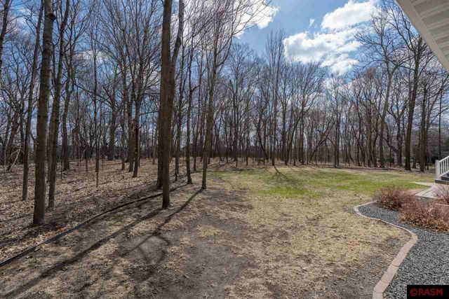 417 Diamond Creek Road, Mankato, MN 56001