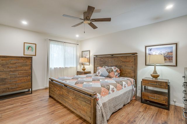 4517 Hildring Drive E, Fort Worth, TX 76109