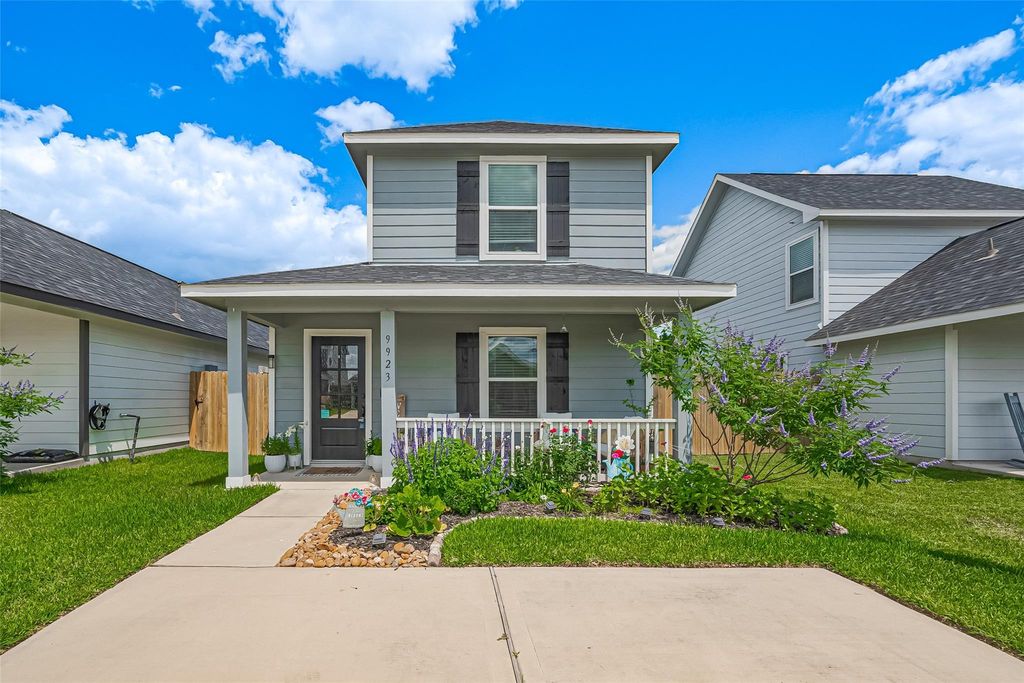 9923 Opal Stone Way, Conroe, TX 77306