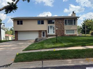 8845 Elm Drive, La Vista, NE 68128