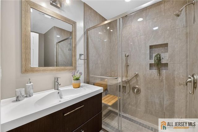 107 Finnegans Lane, South Brunswick, NJ 08824