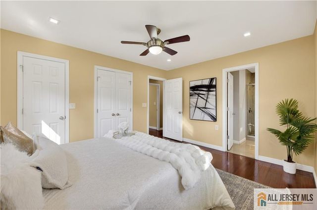 107 Finnegans Lane, South Brunswick, NJ 08824